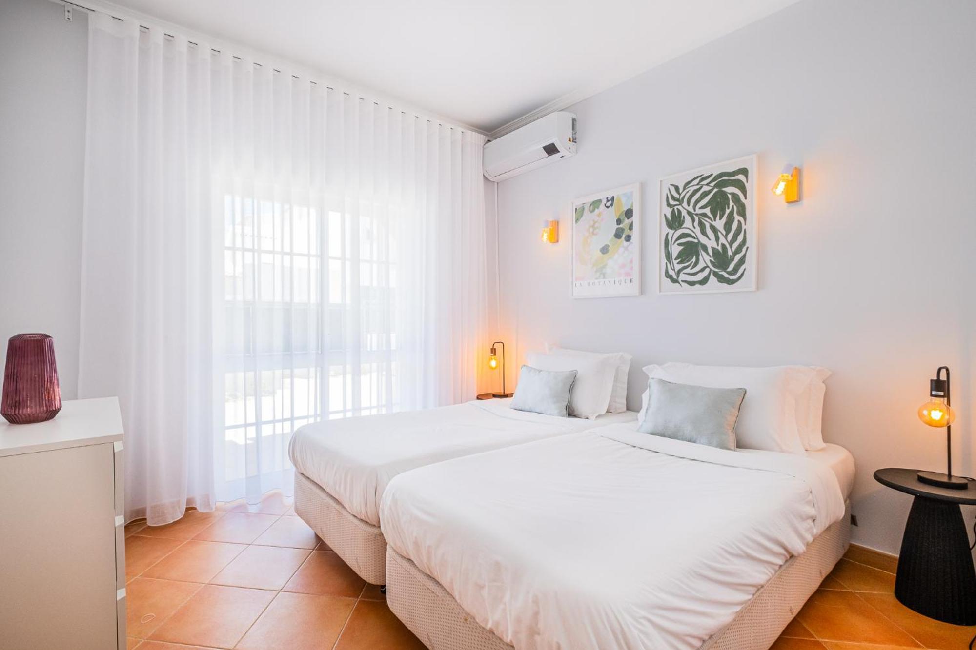 Vicente Mar Luxury Villa - Private Pool Albufeira Bagian luar foto